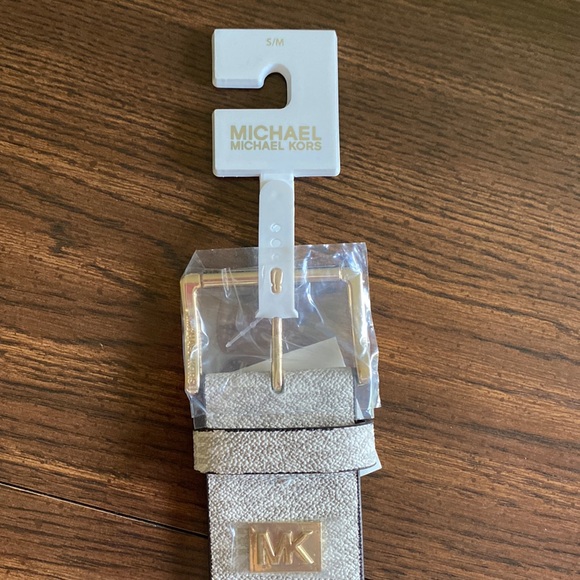 Bnwt Michael kors belt size s/m - Picture 1 of 4